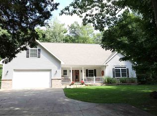 9 Northwood Ln, Marquette, MI 49855