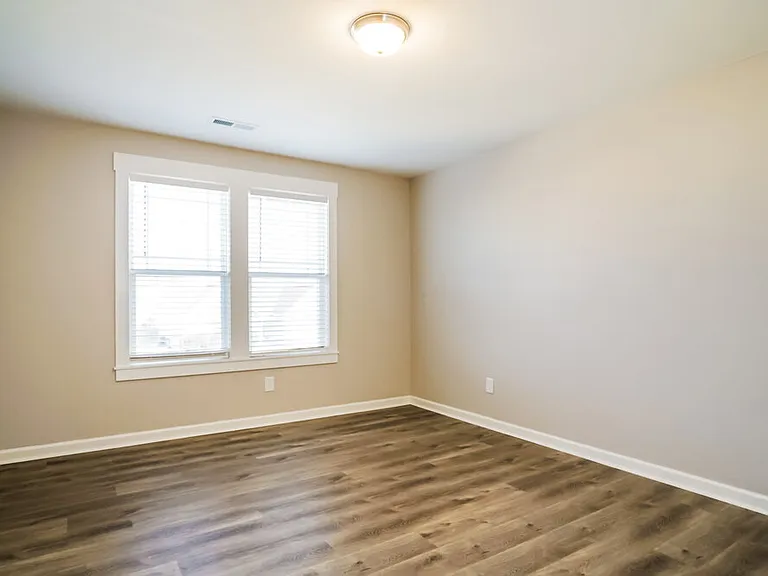 936 Sandyhill Rd — Photo 15