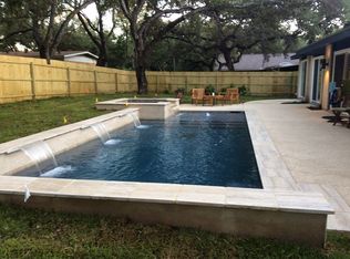 10108 Sunflower Ln, San Antonio, TX 78213