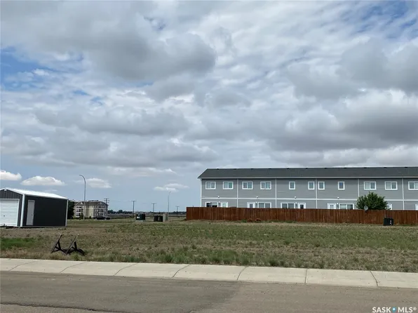 88 Brookhollow Boulevard, Kindersley, SK S0L 1S1