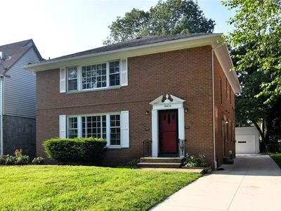 18424 Newell Rd, Shaker Heights, OH, 44122
