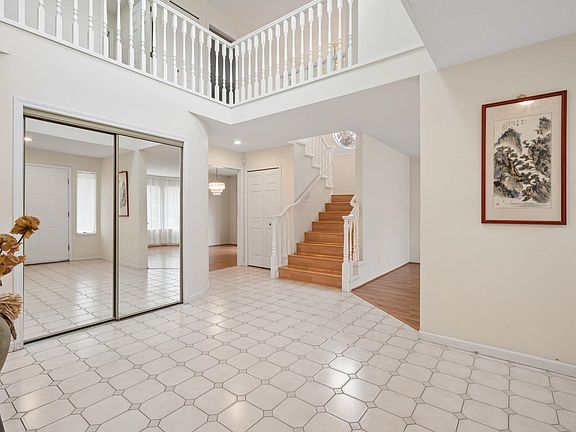 4th image of 8511 Ash St