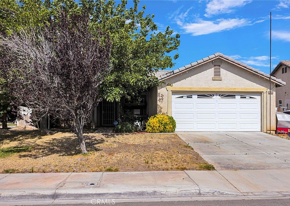 1st image of 15449 Lassen Dr