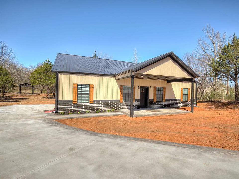 1st image of 34 Antler Blvd