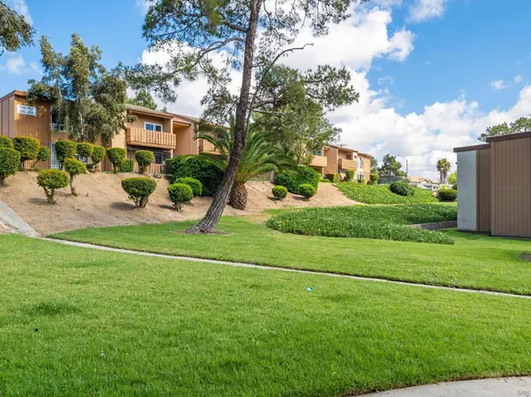 1051 Rock Springs Rd APT 202, Escondido, CA 92026