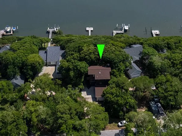 113 Hoop Pole Creek Drive, Atlantic Beach, NC 28512