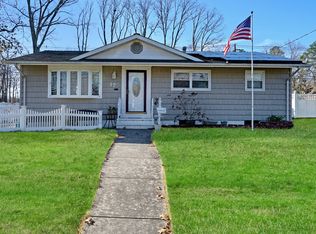 17 Oregon Ave, Jackson, NJ 08527