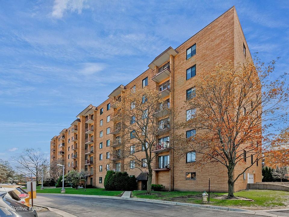 1st image of 1717 W Crystal Ln Unit 702