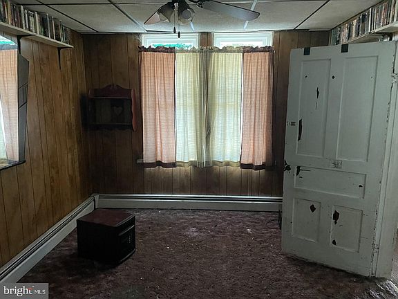 3rd image of 200 E Ogden St #202