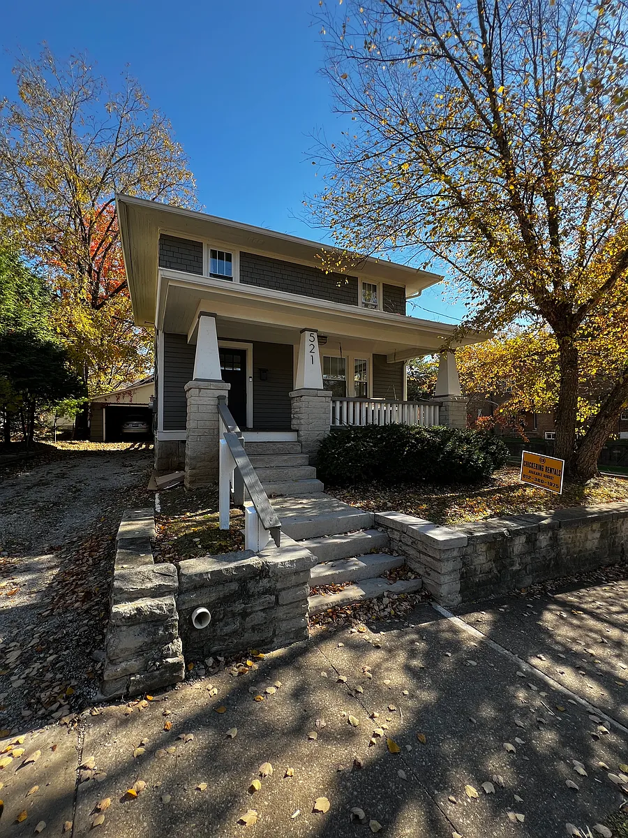 Building Photo - 521 S Fess Ave