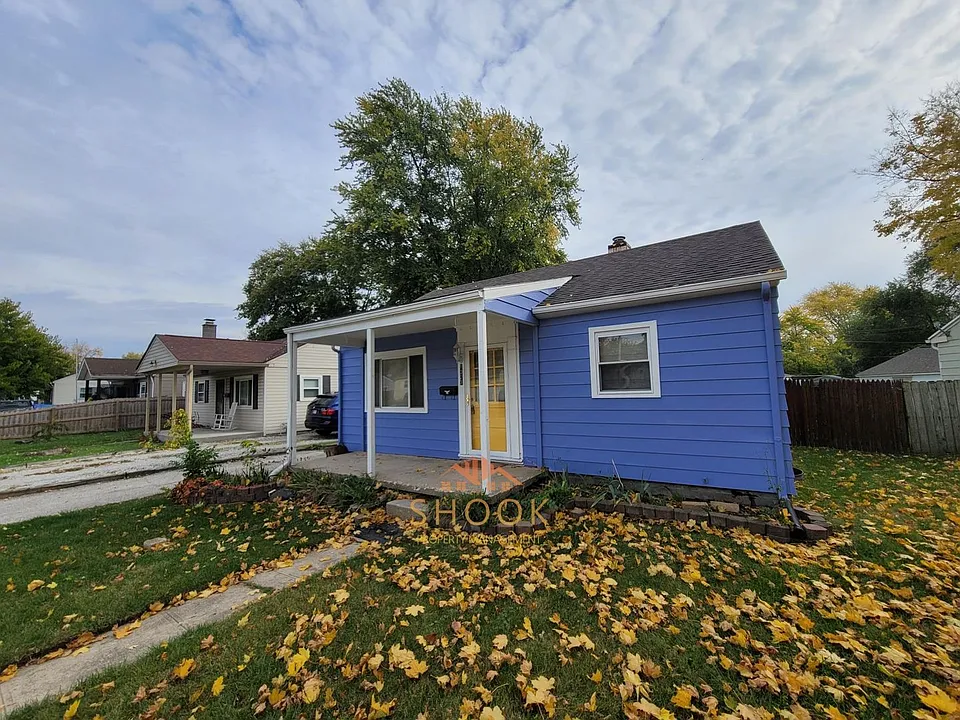 1323 Sunset Dr