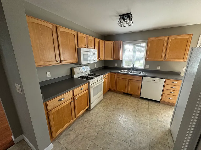 134 Knob Hill Way — Photo 11