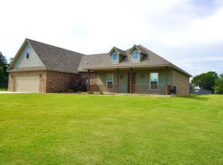 749 Cabin Rd, Harrah, OK 73045
