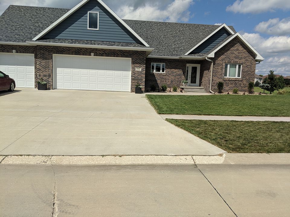 1st image of 1043 Turnberry Ave