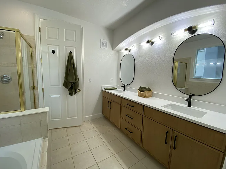 1735 N Ogden St #101 — Photo 25