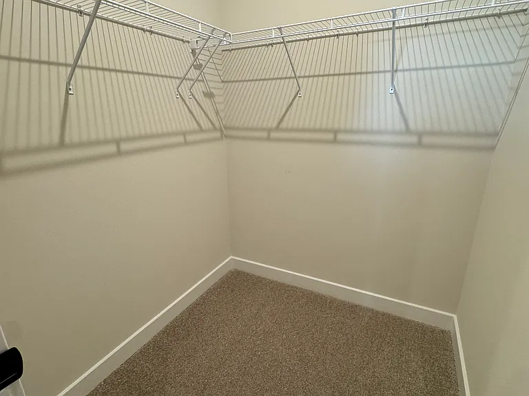 8001 Lake Laurel Ln #B — Photo 16