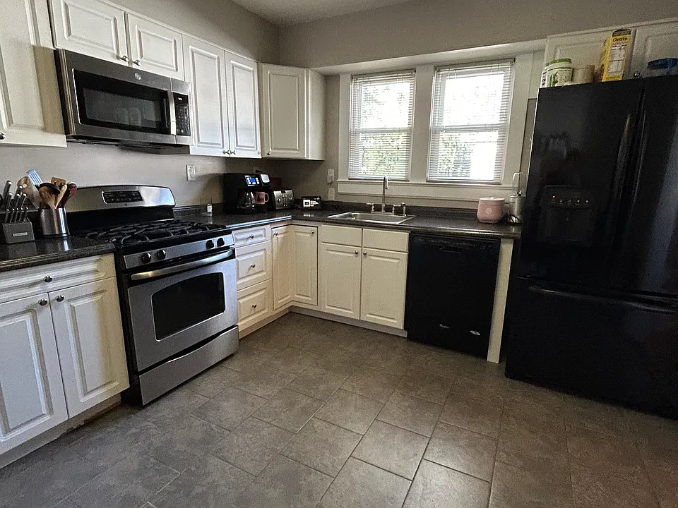 628 Warren Ave #2