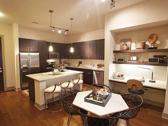 4th image of 296 E Speer Blvd #300