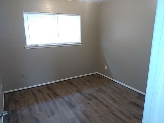 4th image of 7245 Chasewood Dr