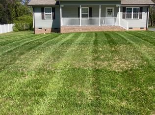 119 S Oak Ave, New London, NC 28127