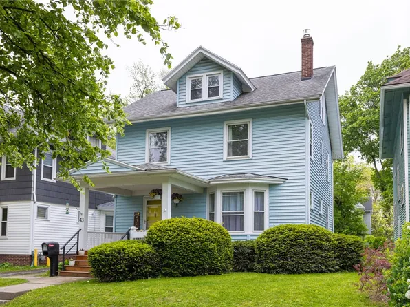 43 Woodland Park, Rochester, NY 14610