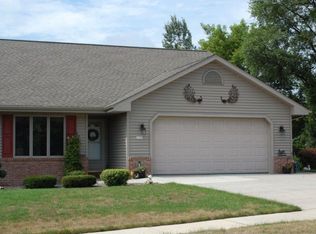 2125 Chestnut St, West Bend, WI 53095