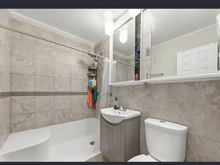 1227 E Alturas Ave — Photo 10