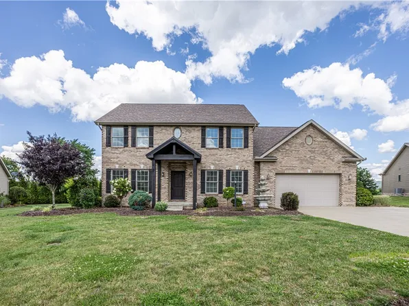 1104 Cross Creek Dr, Uniontown, PA 15401