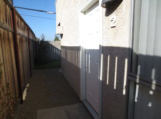 7761 Glencoe Dr APT 2, Huntington Beach, CA 92647