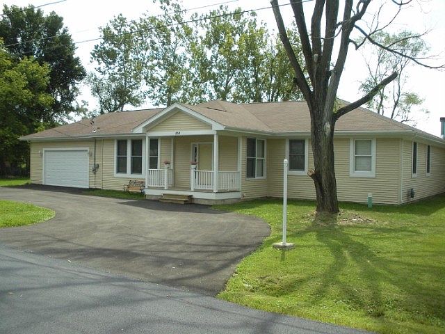 1st image of 814 Sheridan Dr