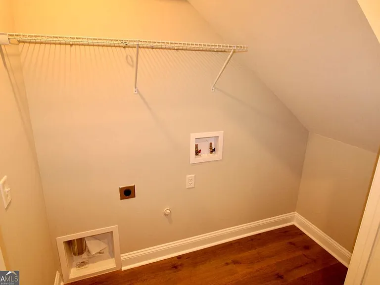 403 Madison Ave — Photo 7