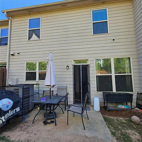 5747 Radford Loop — Photo 29