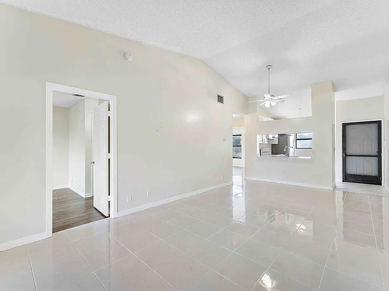 3375 Jaywood Ter #2050 — Photo 8