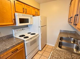 1541 D St #3, Lincoln, NE 68502