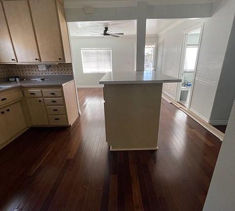 3rd image of 4817 W 117th St