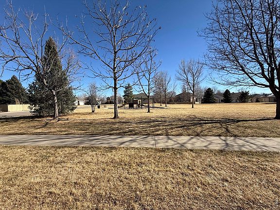 2nd image of 1745 Seven Lakes Dr