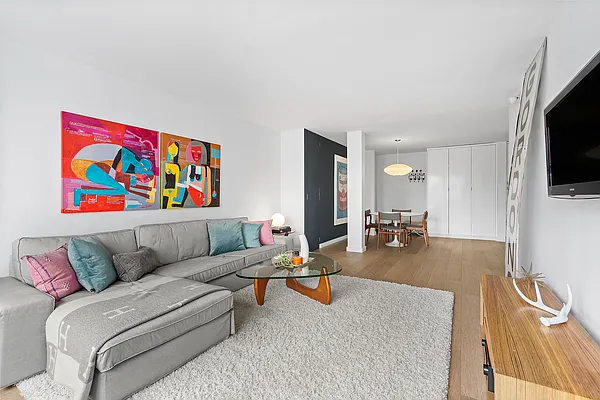 Sold by Compass | media 2