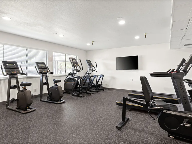 The Laurel at Mountain View (55+) — Photo 9