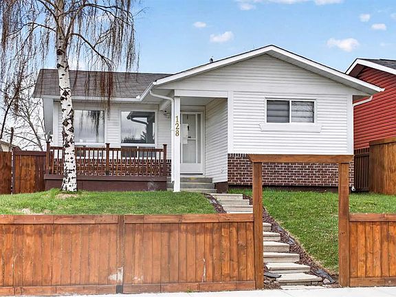 2nd image of 128 N Castledale Cres NE