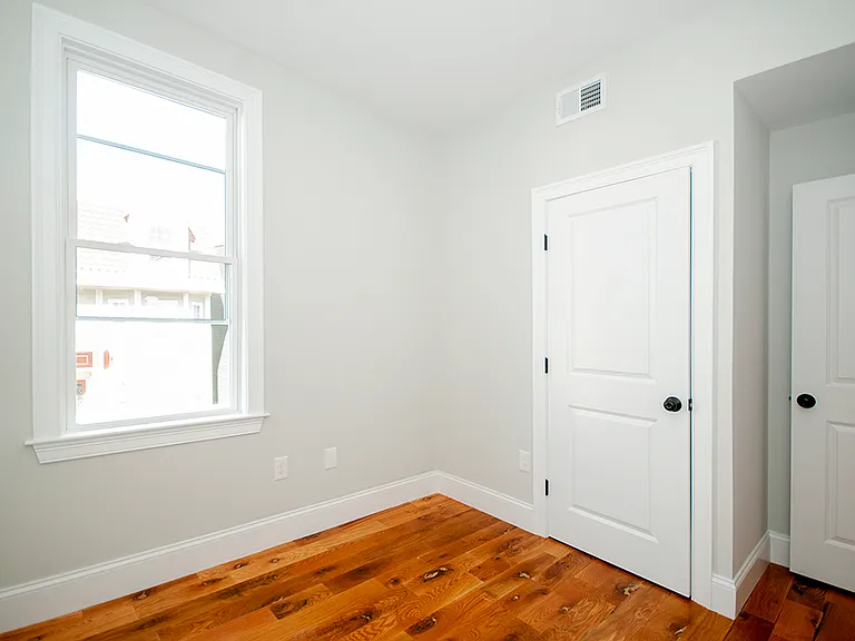 205 Marion St #2 — Photo 16