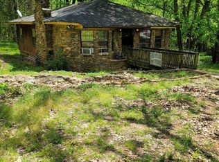 200 Zeke Hollow Rd, Falkville, AL 35622