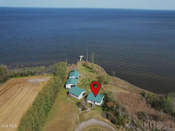 113 Lasseters Landing, Columbia, NC 27925