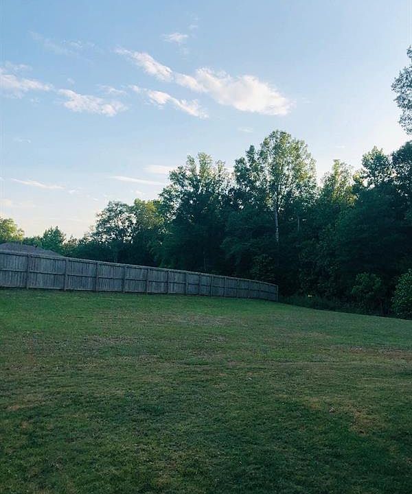 2nd image of 97 High Cotton Ct