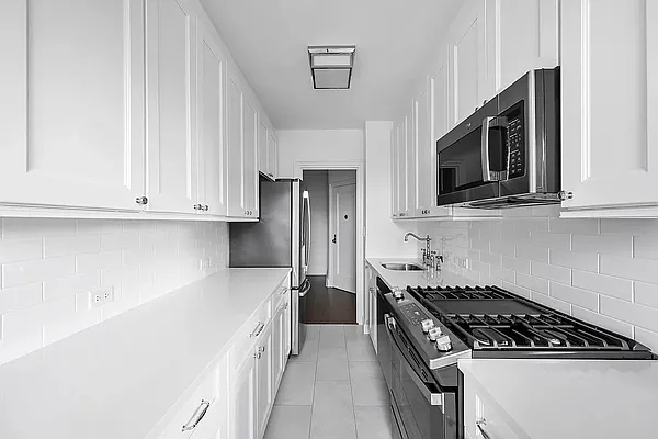 Rented by Rudin Management Company, Inc. | media 15