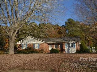 2809 Leisure Dr, Waxhaw, NC 28173