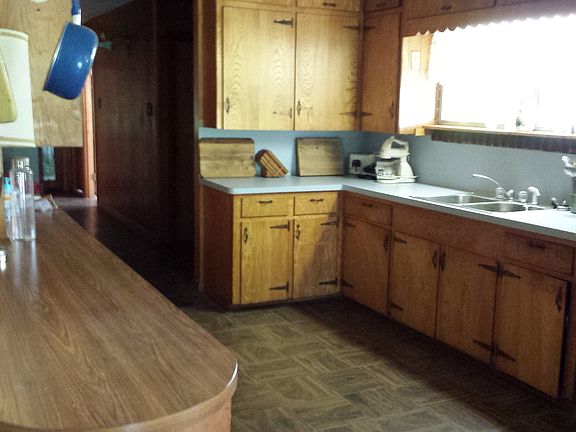 4th image of 2844 Dogwood St