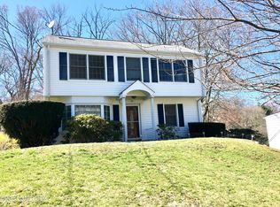 28 Wescott St, Riverside, CT 06878