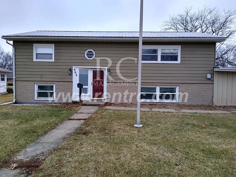 905 Sprague Rd — Photo 1