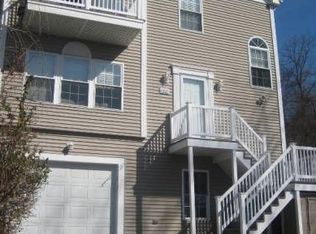 3829 N Main St, Fall River, MA 02720