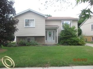 32076 Mount Vernon Rd, Brownstown, MI 48173